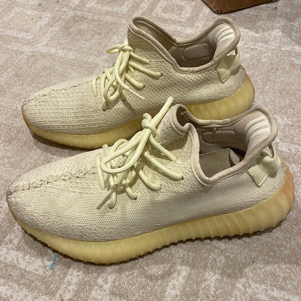 Yeezy Boost 350 “Butter” - Picture 2 of 9